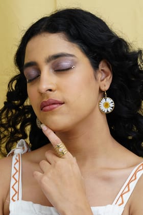Daisy Earrings-Silver