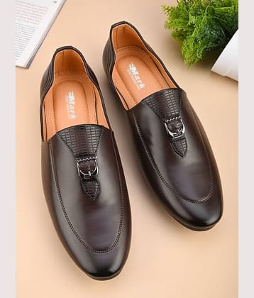 MARKRANGE Brown Men's Mojaris