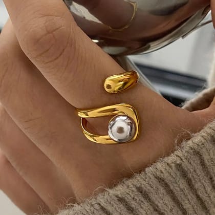 Orb Halo Resizable Ring