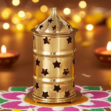 Brass Table Decor Oil Lamp, Deepak  - Artistic Hanging Lamp for Puja Room, Height : 4.5 Inch (ZMAS539 A)