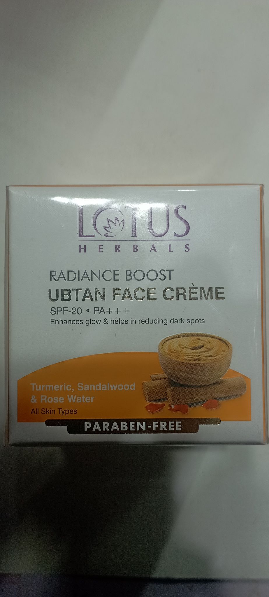 Lotus herbals rediance boost ubtan face serum 50gml
