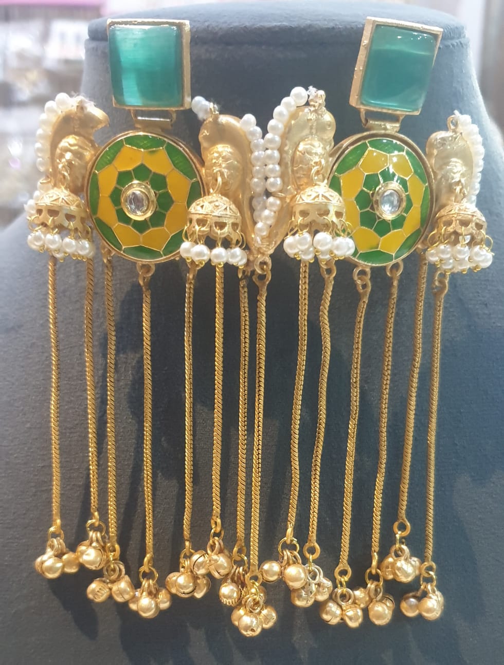 Handcrafted earring in Kashmiri style