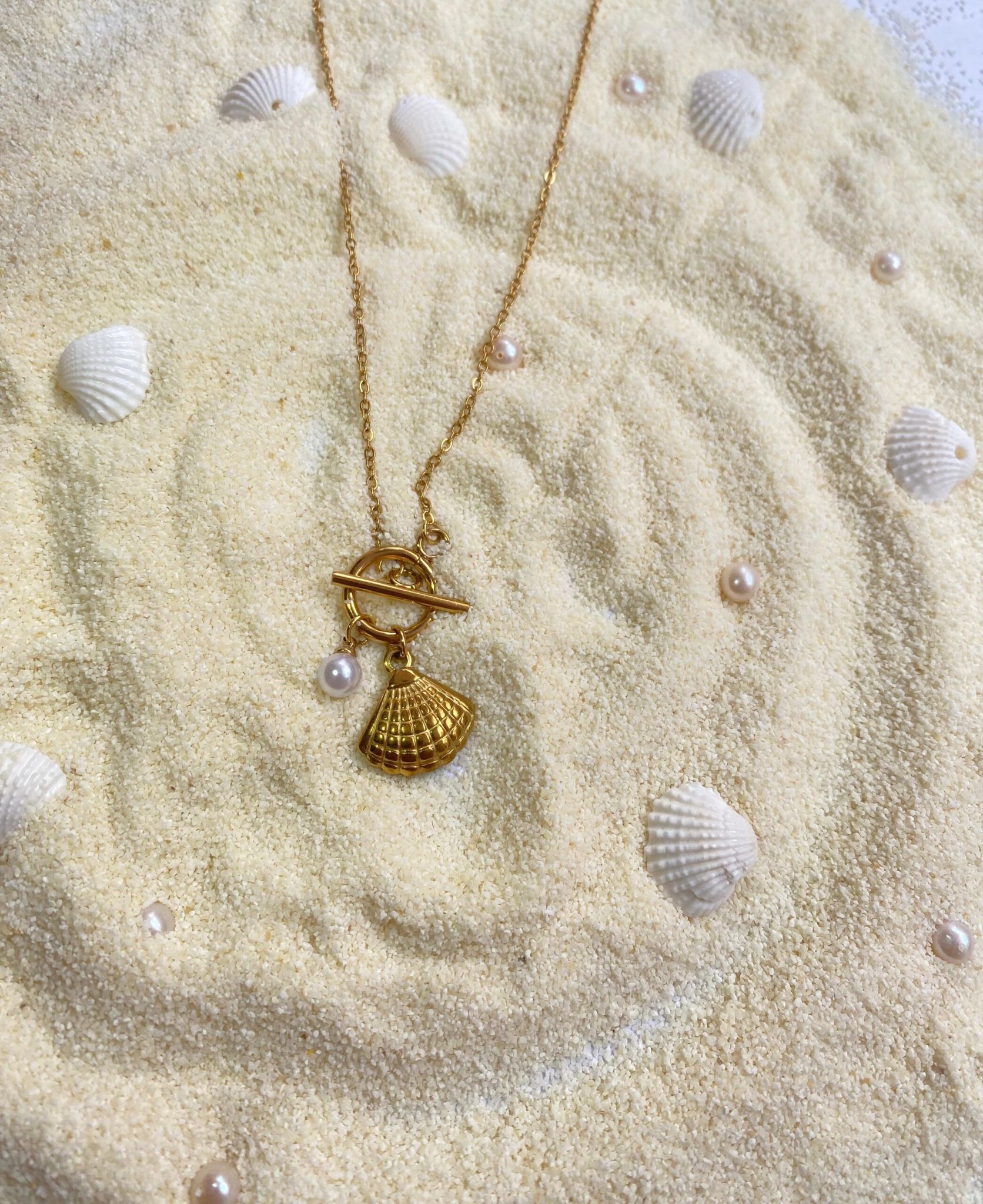 Tide Seashell Necklace