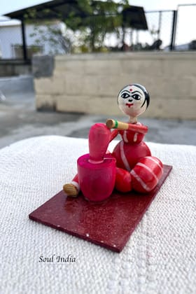Handcrafted GI TAGGED Channapatna Wooden Village Lady