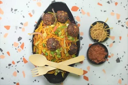 Veg Manchurian Noodles