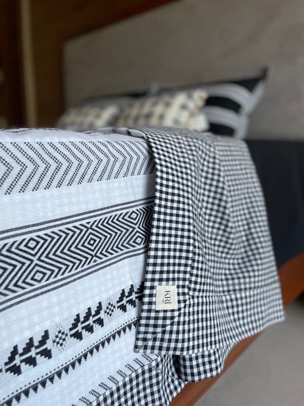 KRI India Black or White Reversible King Bedcover cum Dohar | Black and White  | 108x108 inches  | Wash & Care | 100% Cotton | Handcrafted in India. 100% organic & natural.