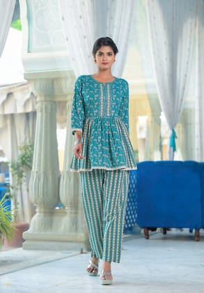Elegant Lace Cotton Duo-M
