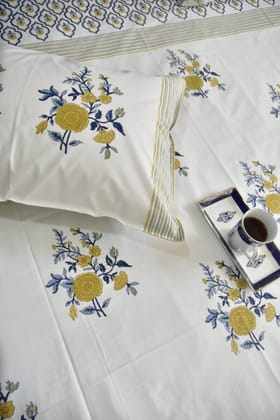Royal Blue yellow Buta Bedsheet : Regal elegance King 90x108 inches Royal Blue yellow Buta Bedsheet : Regal elegance King 90x108 inches