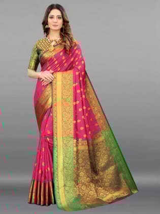 Yavira silk Women's Red Handwoven Silk Blend Saree