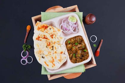 Mushroom Masala With Kulcha Lunchbox