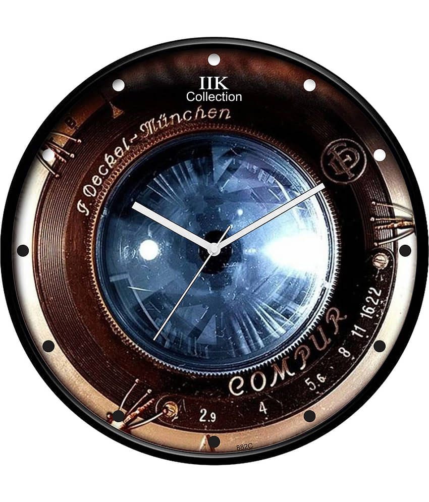 IIK COLLECTION - Circular Analog Wall Clock