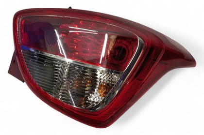 Lumax Rear Tail Lamp - RH AV481031