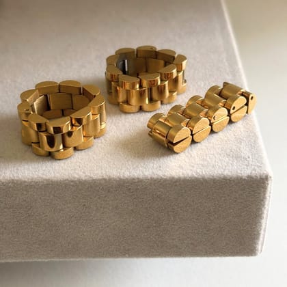 Signature Watch Band Ring-Gold / 6