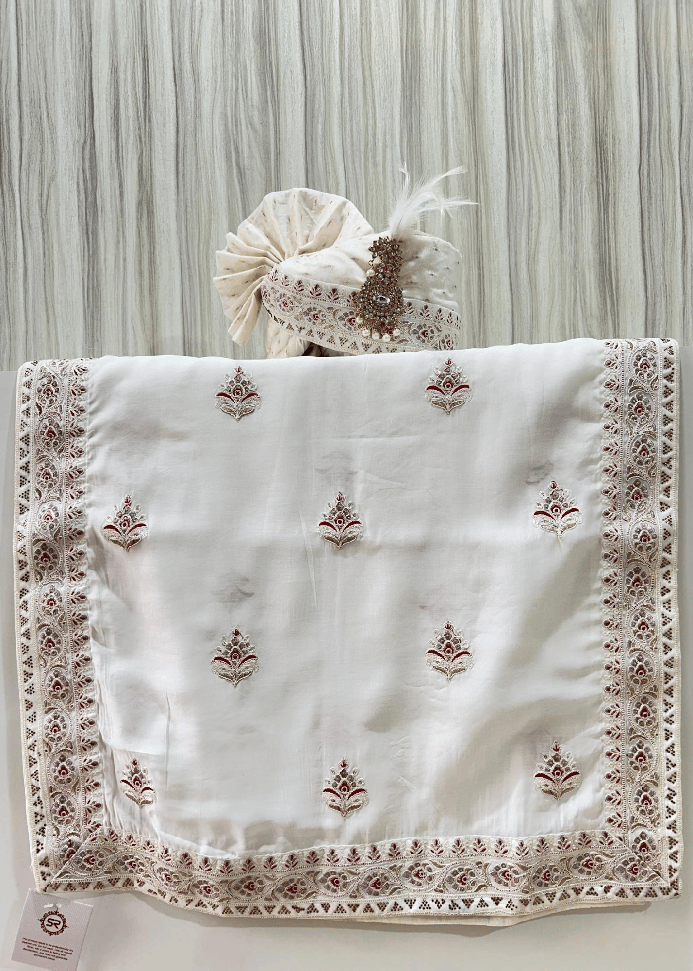 OFFWHITE X MAROON  SAFA DUPATTA SET (HANDSTICHED PATTERN)