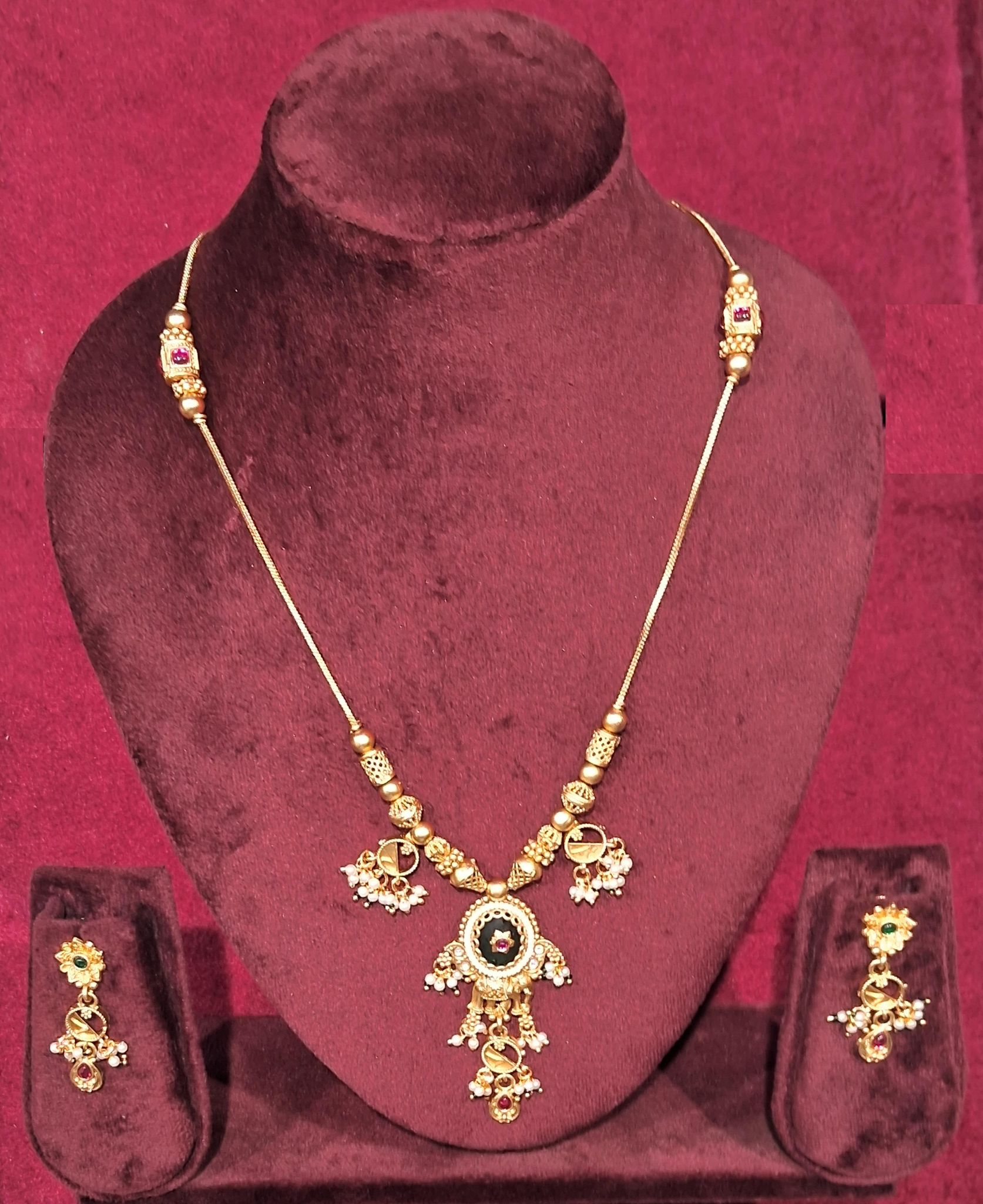 CHAIN PENDANT RAJ