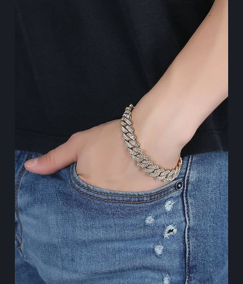 FASHION FRILL Gold Bracelet ( Pack of 1 )