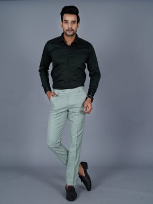 QVERR Slim Fit Men Green Trousers