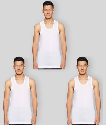Rupa Frontline - White Cotton Men's Vest ( Pack of 3 )