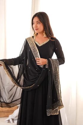 Black Rich Eligan Anarkali Gown Dupata Outfits Black Rich Eligan Anarkali Gown Dupata Outfits