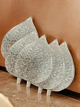 Silver Pan Patta/ Betel leaf-Small (2 leaves)