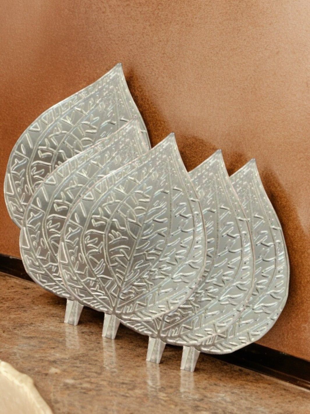 Silver Pan Patta/ Betel leaf-Small (2 leaves)