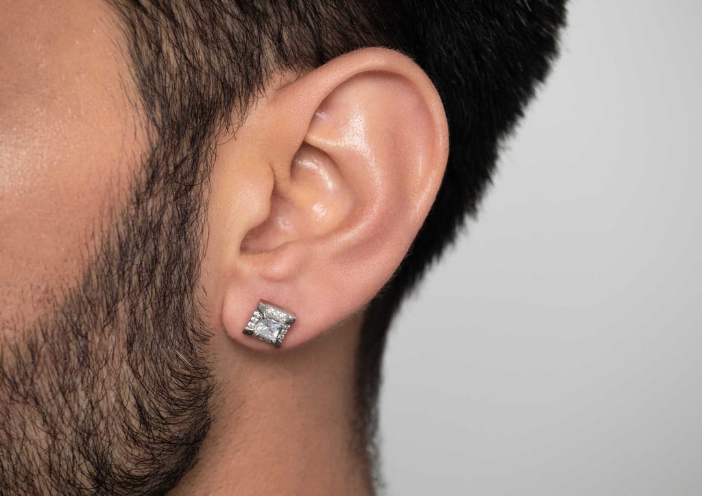 Valiant Princess Solitaire Stud For Him (1 Pc Only)