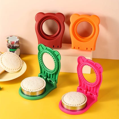 Round Design Stainless Steel Sandwich Cutter (Random Color) (1pc)