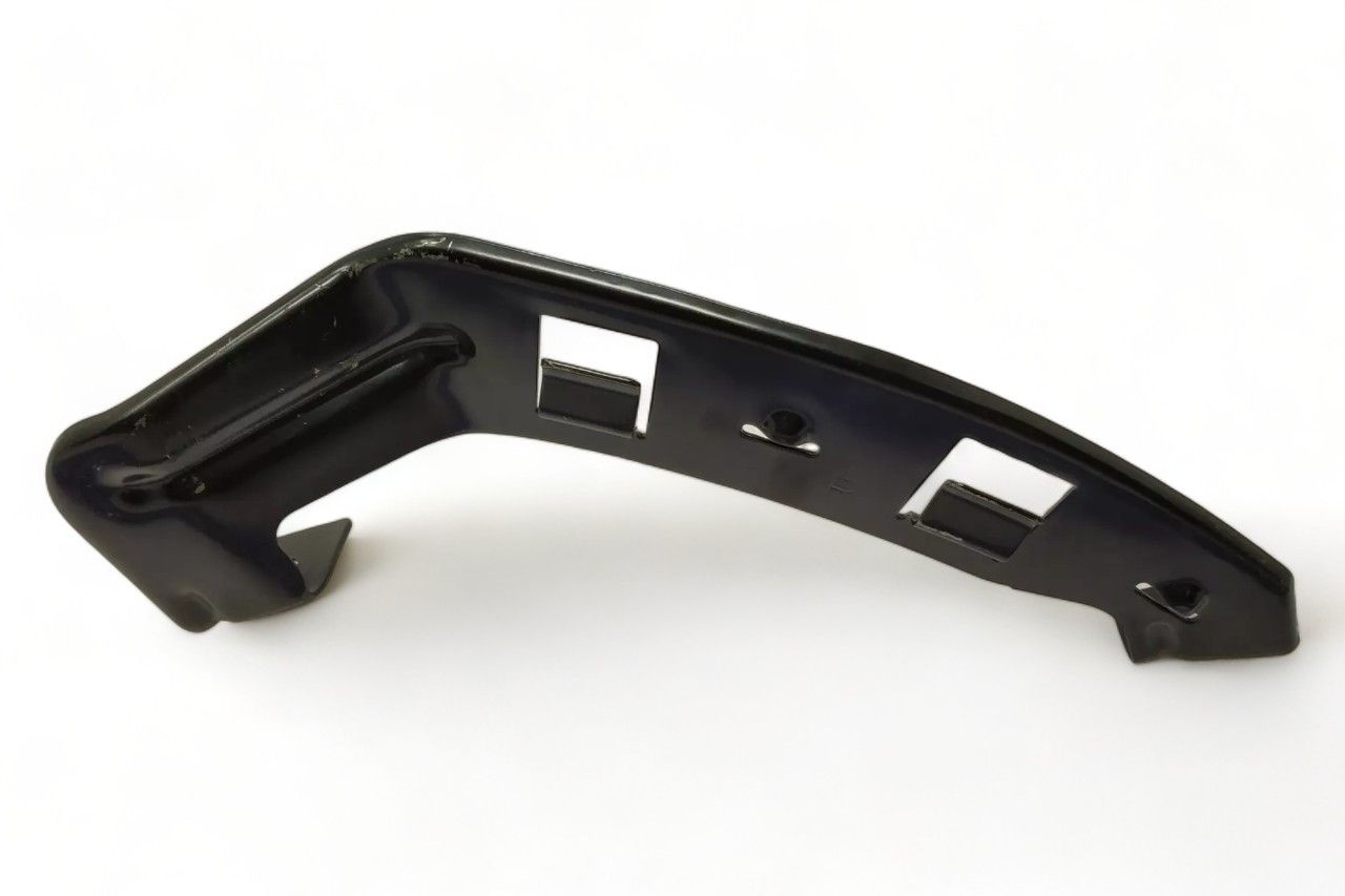 Hyundai/Kia Front Bumper Upper Side Mounting Bracket - RH AV427389