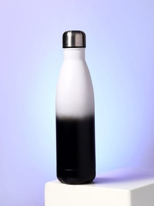 The Ombre Daily Hydration Flask (500 Ml) - Chalk White & Onyx Black-Bottels