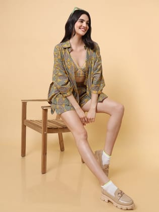 Jasha Oversized Shirt-Freesize