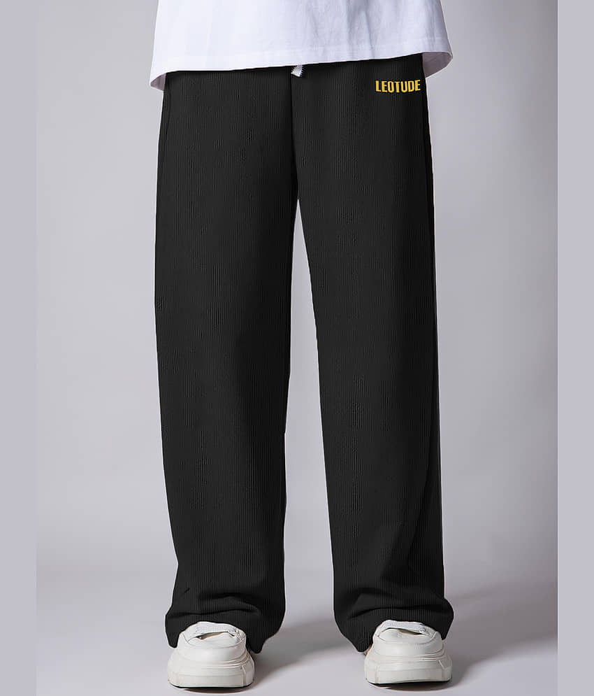 Leotude Black Cotton Blend Men's Trackpants ( Pack of 1 )