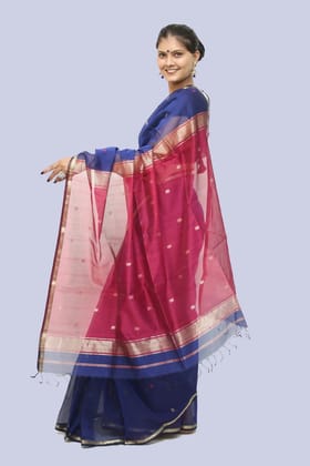 Regal Star motif handwoven Saree with Tassels โ Navy Blue Regal Star motif handwoven Saree with Tassels โ Navy Blue