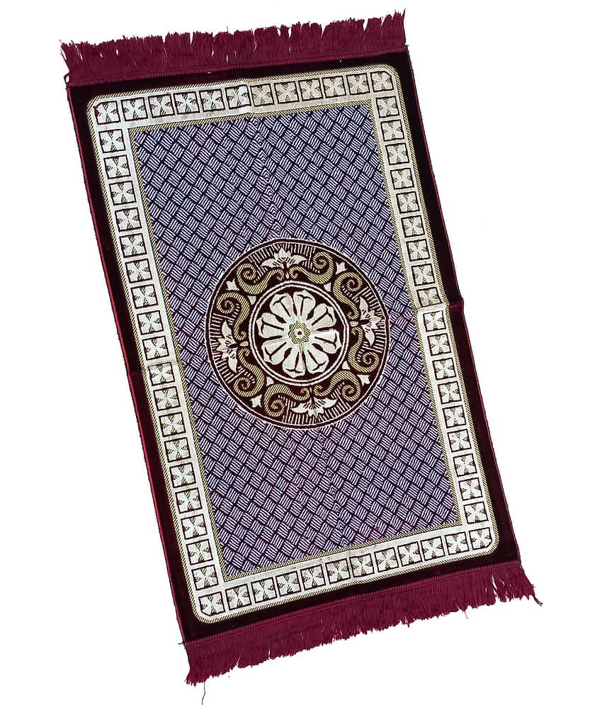 ADIRNY Maroon Single Velvet Prayer Mat ( 110 X 70 cm )