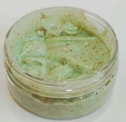 AVOCADOGREENTEASCRUB 100 G