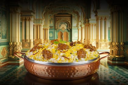 Lazeez Bhuna Murgh Biryani (Dum Chicken Biryani - Serves 4-5)