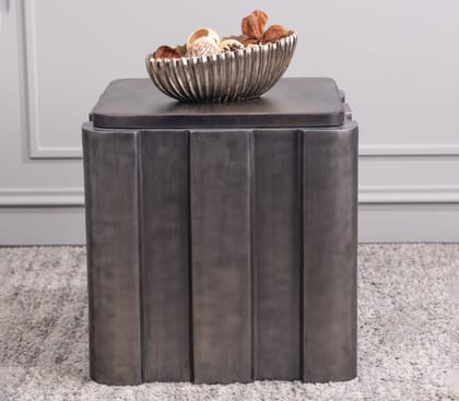 Ligna End Table