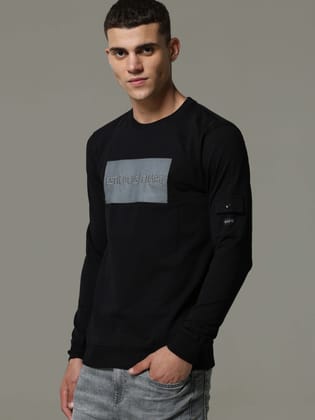 Onyx Trek Men Black Sweatshirt-S / Black