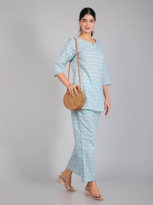 White Horse on Blue Cotton Lounge Set for Women-S