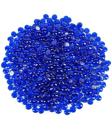 Green plant indoor - Natural Pebbles