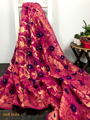 Jamdani Saree with all over Floral work -Pink