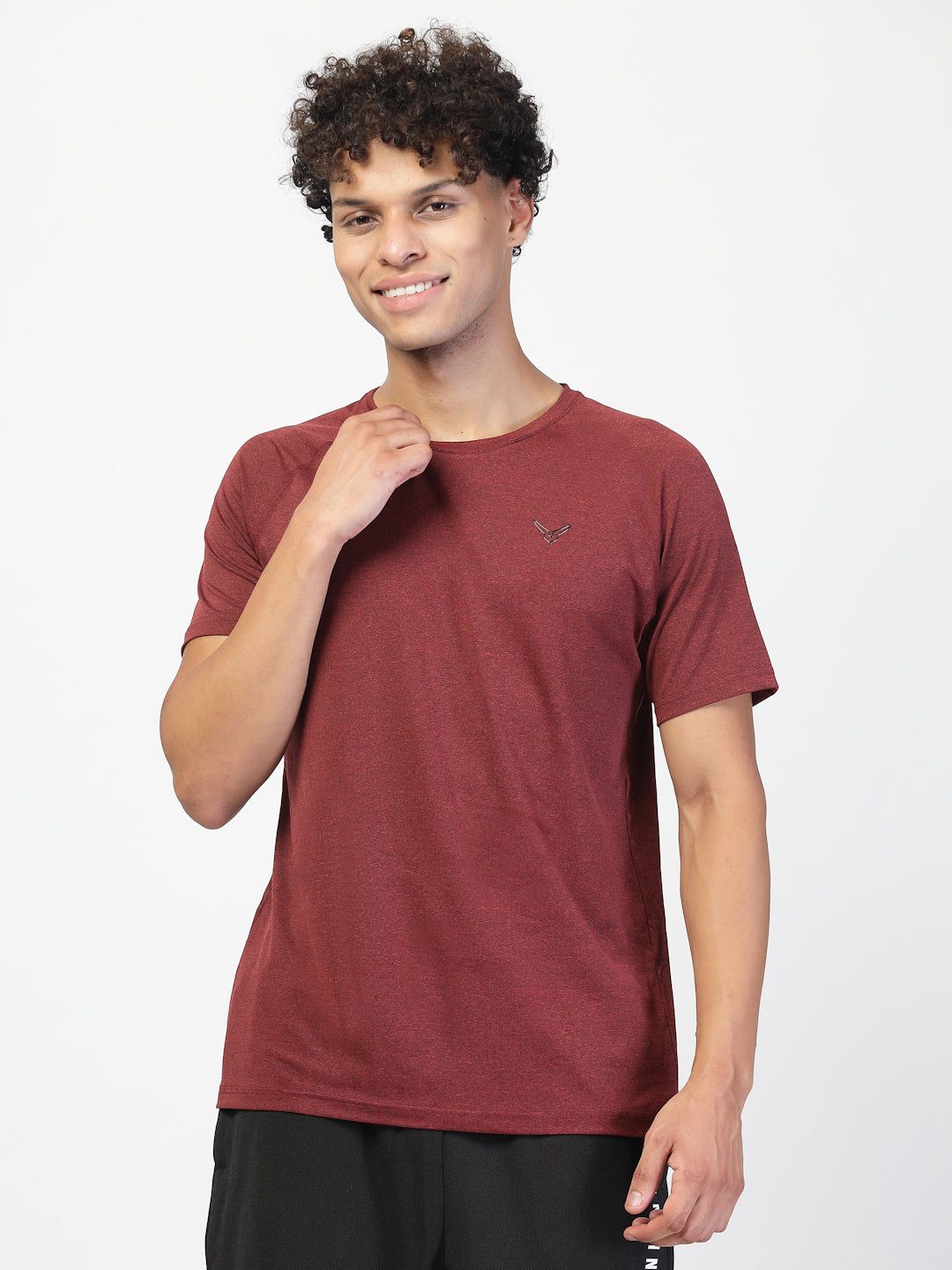 Invincible Men's Round Neck Gym T-shirt-Maroon / S