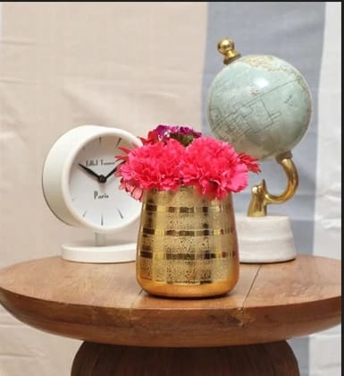 Lustrous gold flower vase (12.7*12.7*16.5)cm