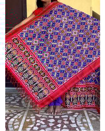 POCHAMPALLY IKAT SILK PATOLA NAVY BLUE WITH RED COLOR DUPTTA