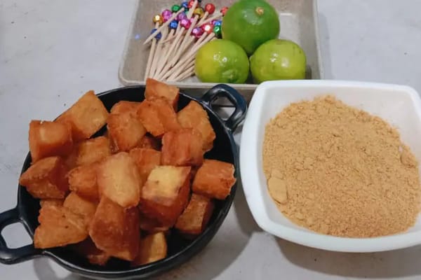 Khomchevala By Mohanlal Kuremal Kulfi