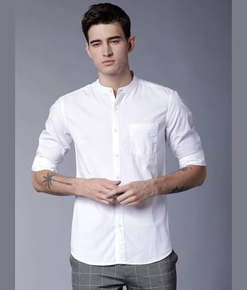 Highlander 100% Cotton Slim Fit Solids Full Sleeves Men's Casual Shirt - White ( Pack of 1 )