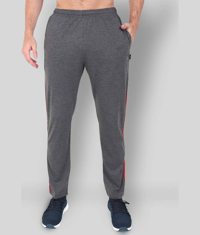 Zeffit - Black Cotton Blend Men's Trackpants ( Pack of 2 )