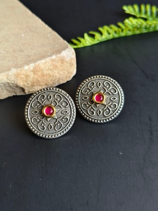 Casual Wear Oxidized Silver Replica Stud Earrings with Kundan | Sarichka-Red