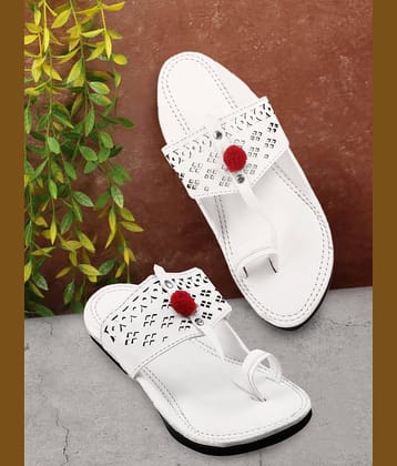 Anjaneya Creations White Men's Kolhapuris