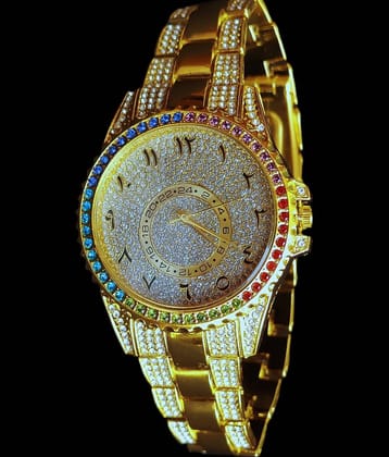 Renaissance Traders Gold Metal Analog Men's Watch