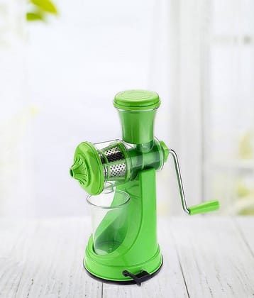 Analog Kitchenware Plastic Green Manual Juicer ( Pack of 1 )